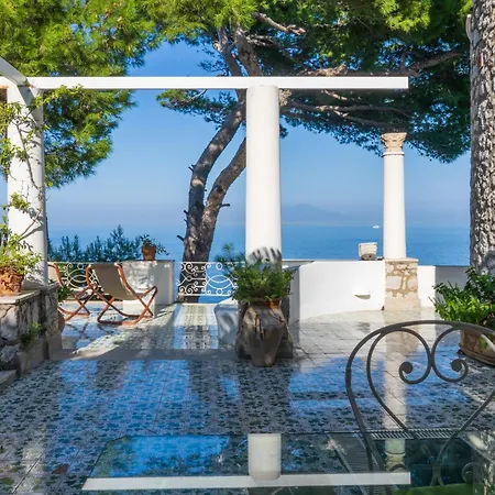 Livia Tatil Evi